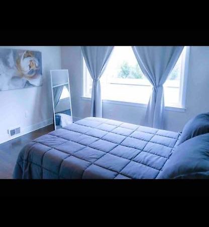 Lovely 1-Bedroom Rental Unit With Free Parking Вашингтон Екстериор снимка